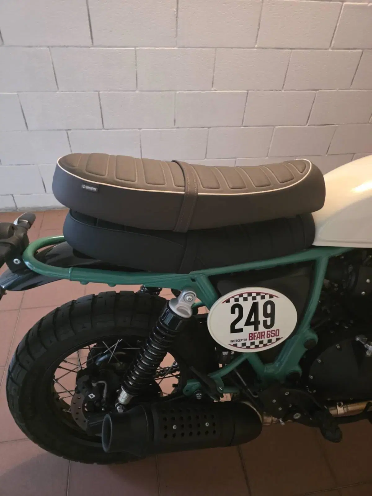 Royal Enfield Bear 650 (2025 - 26) (11)