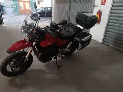 Moto Guzzi V85 TT (2019 - 20) usata