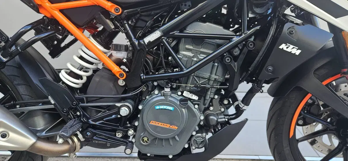KTM 125 Duke ABS (2017 - 20) (14)