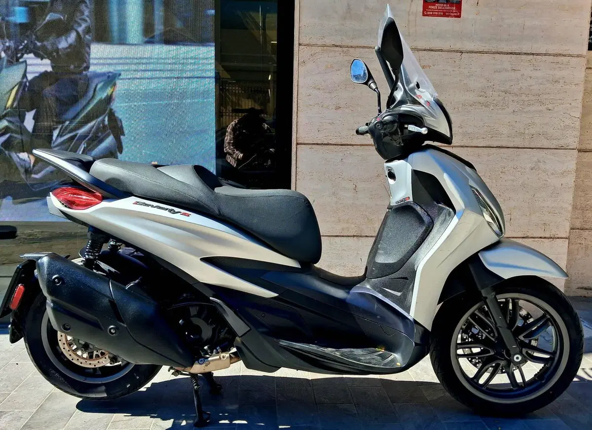 Piaggio Beverly 400 S ABS-ASR (2021 - 24) (3)