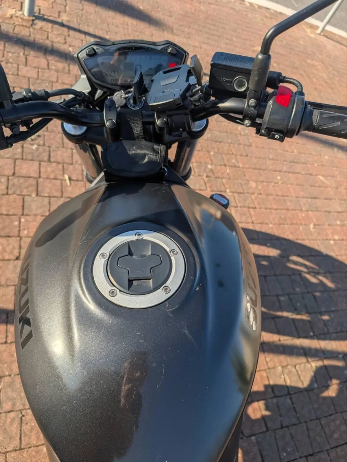 Suzuki SV 650 X (2018 - 20) (7)