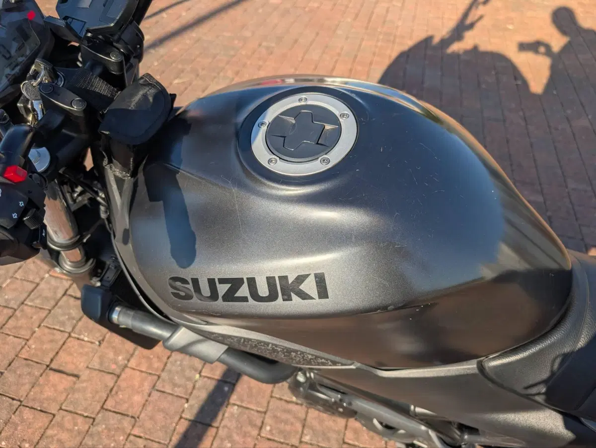 Suzuki SV 650 X (2018 - 20) (8)