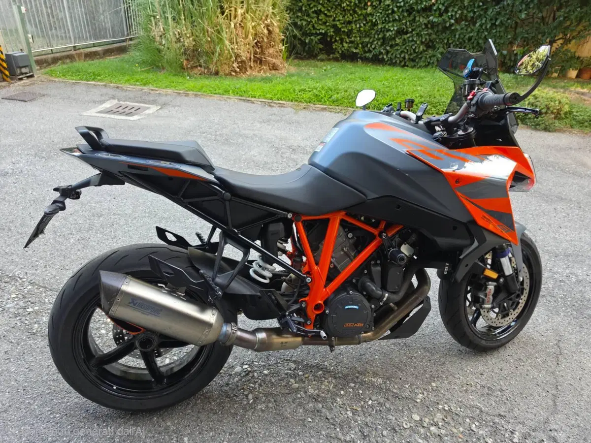 KTM 1290 Super Duke GT (2021 - 25) (4)