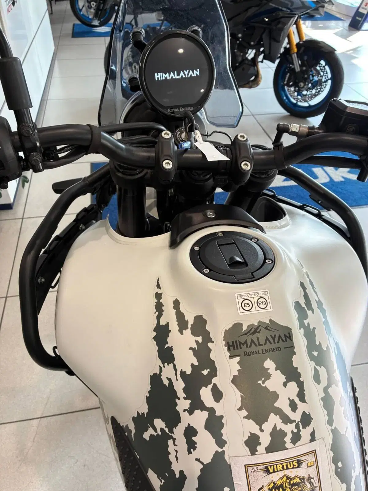 Royal Enfield Himalayan 450 Tubeless (2024 - 26) (7)