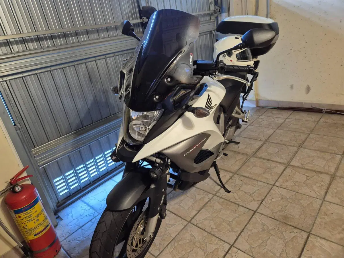 Honda Crossrunner ABS (2010 - 14) (2)