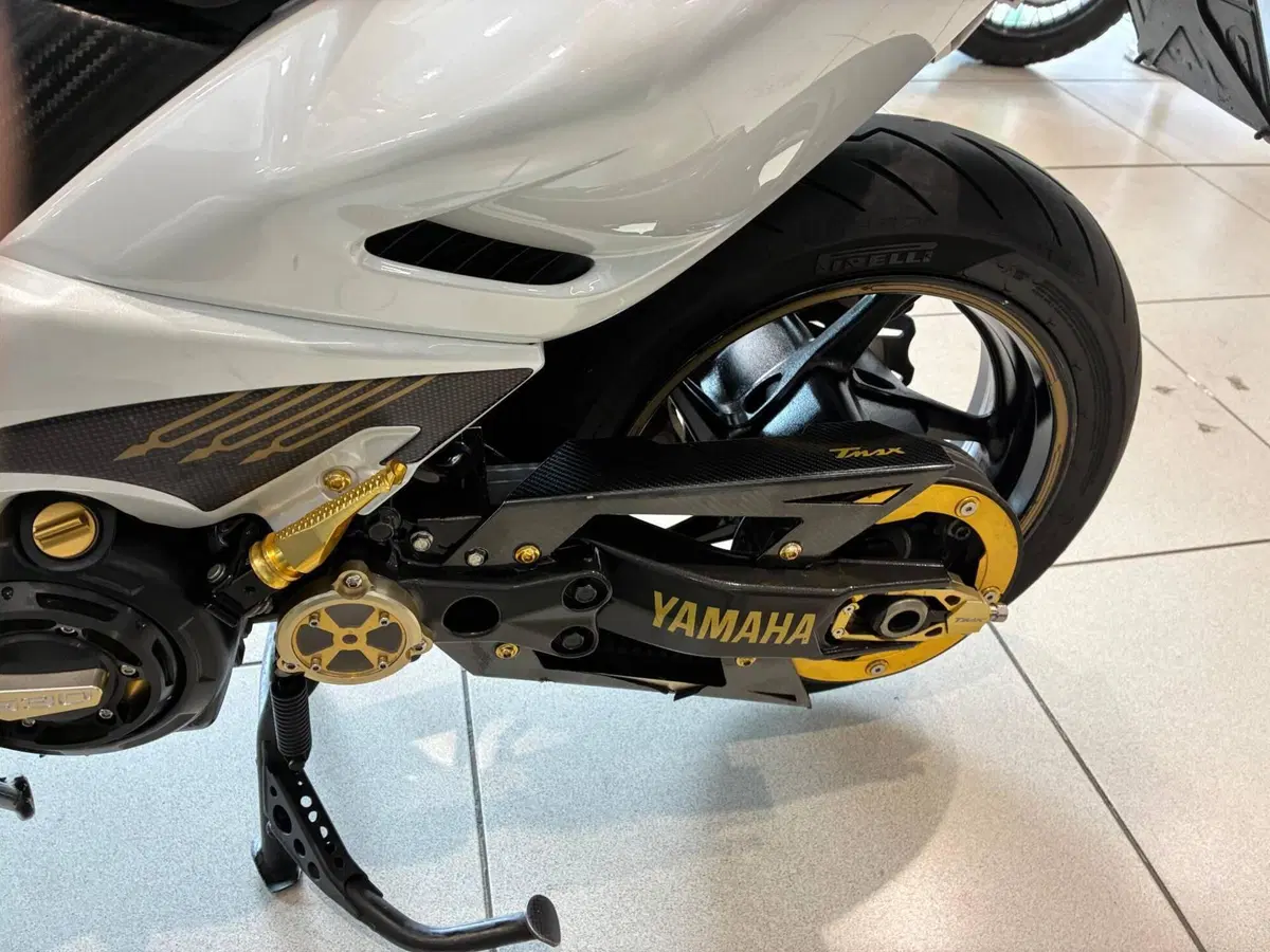 Yamaha T-Max 530 (2012 - 14) (8)