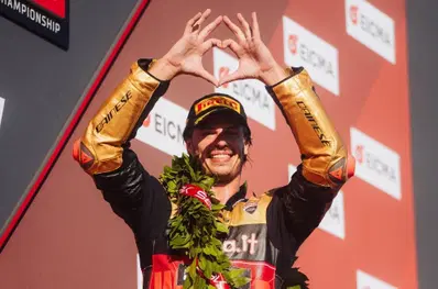 SBK 2026, Nicolò Bulega: “Questo titolo è per me e per chi ha creduto in me”