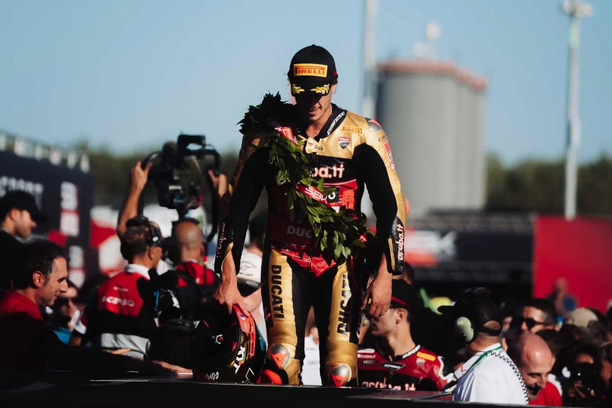 SBK 2026, Nicolò Bulega: “Questo titolo è per me e per chi ha creduto in me” (5)