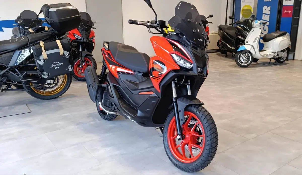 Aprilia SR GT 125 Sport (2025 - 26) (3)