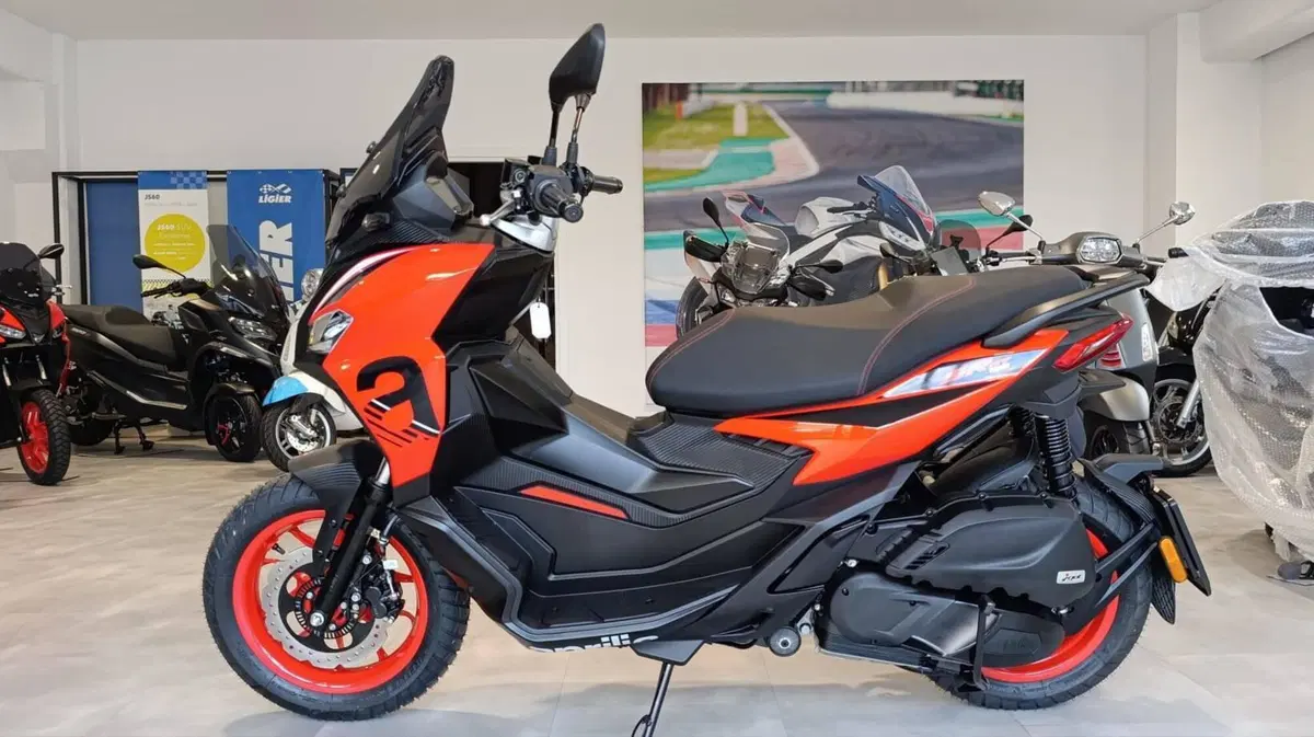 Aprilia SR GT 125 Sport (2025 - 26)