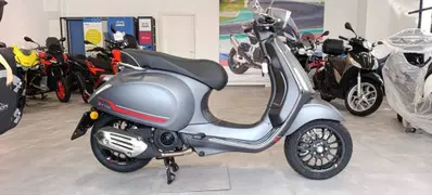 Vespa Sprint 150 S (2023 - 25) usata