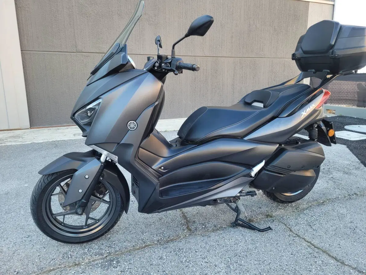 Yamaha X-Max 300 ABS (2017 - 20) (4)