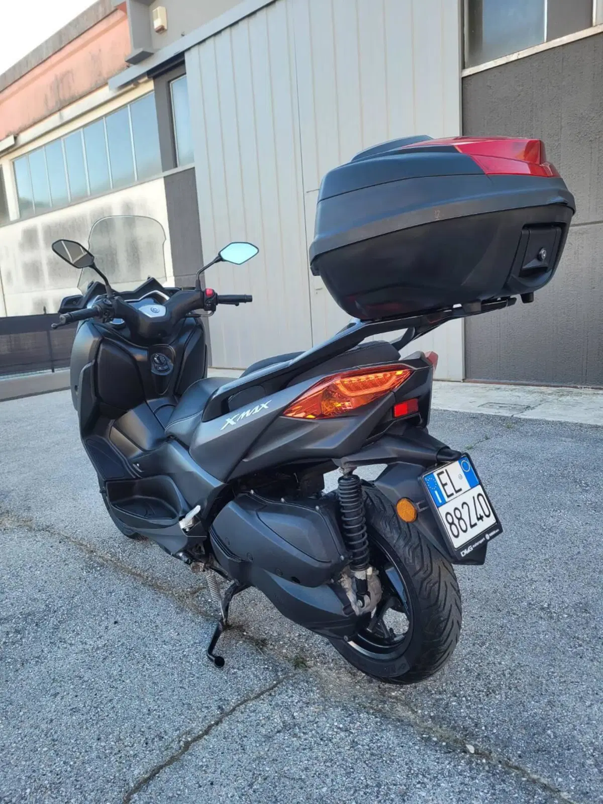 Yamaha X-Max 300 ABS (2017 - 20) (6)