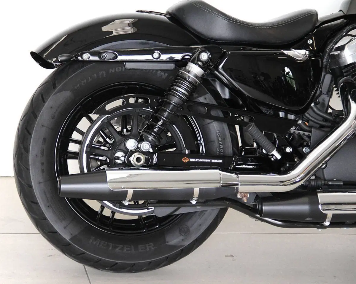 Harley-Davidson 1200 Forty-Eight (2016 - 20) (3)