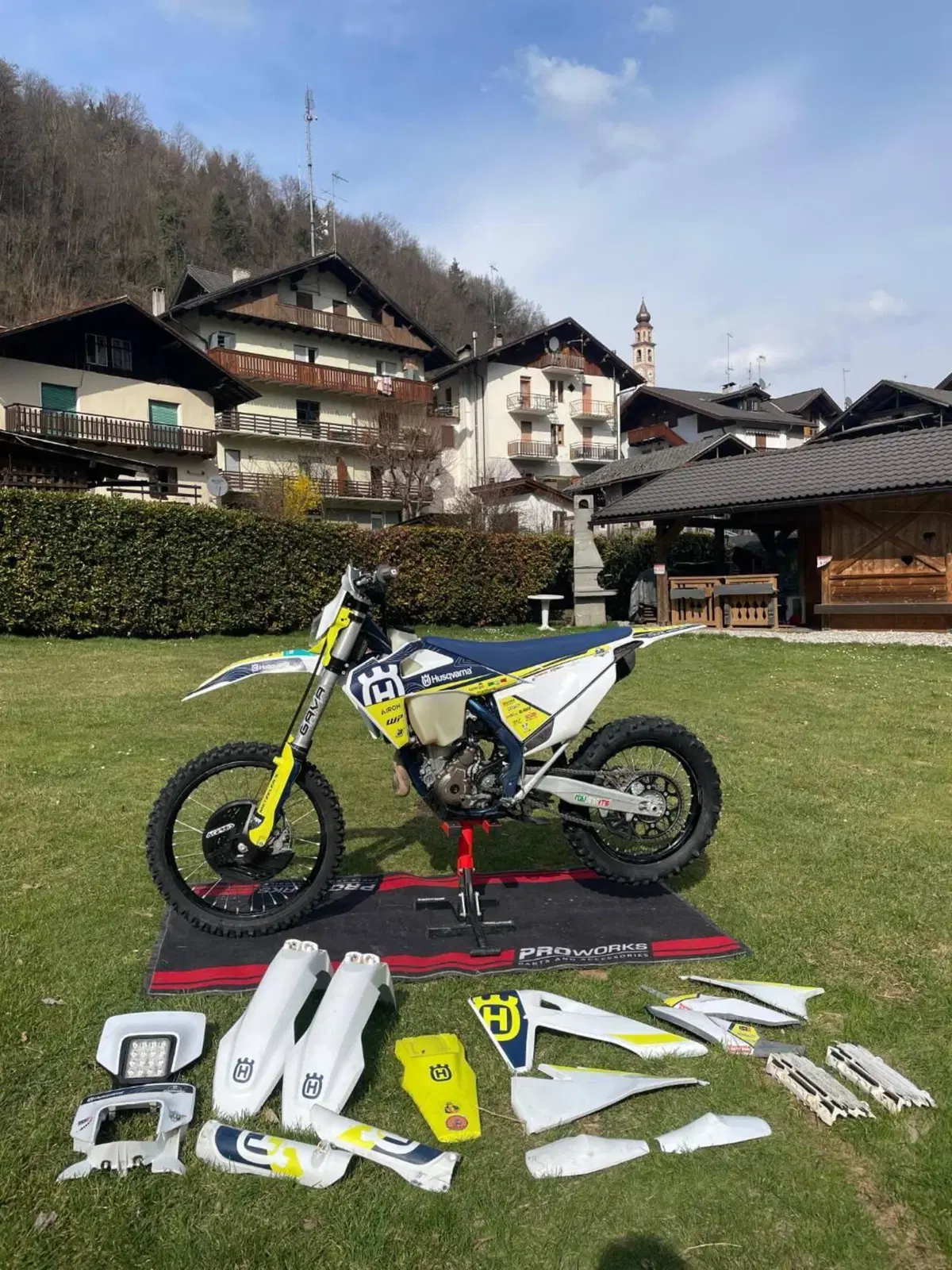 Husqvarna FE 350 (2023) (10)