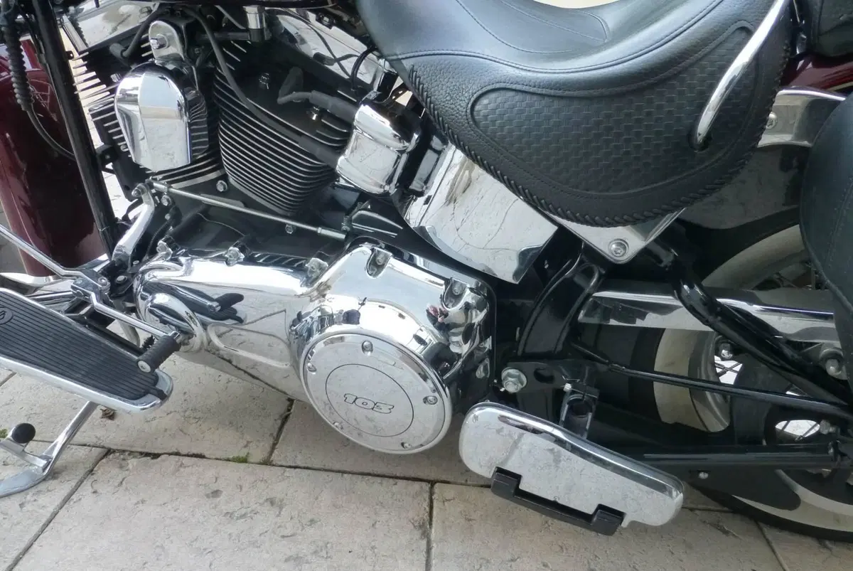 Harley-Davidson 107 Deluxe (2018 - 20) - FLDE (7)