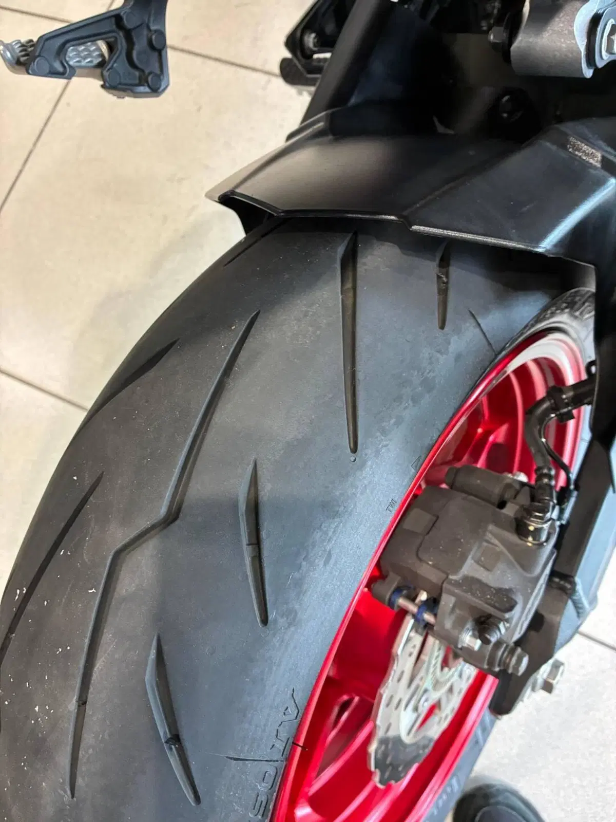 Kawasaki Z 900 (2021 - 24) (9)