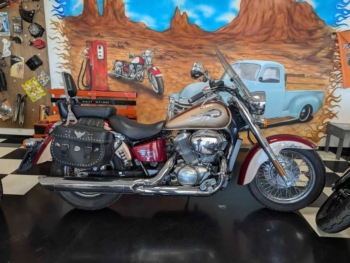 Honda VT 750 C Shadow Twotone (1997 - 01)