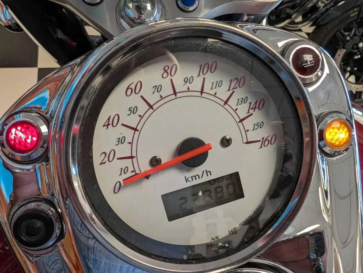 Honda VT 750 C Shadow Twotone (1997 - 01) (10)