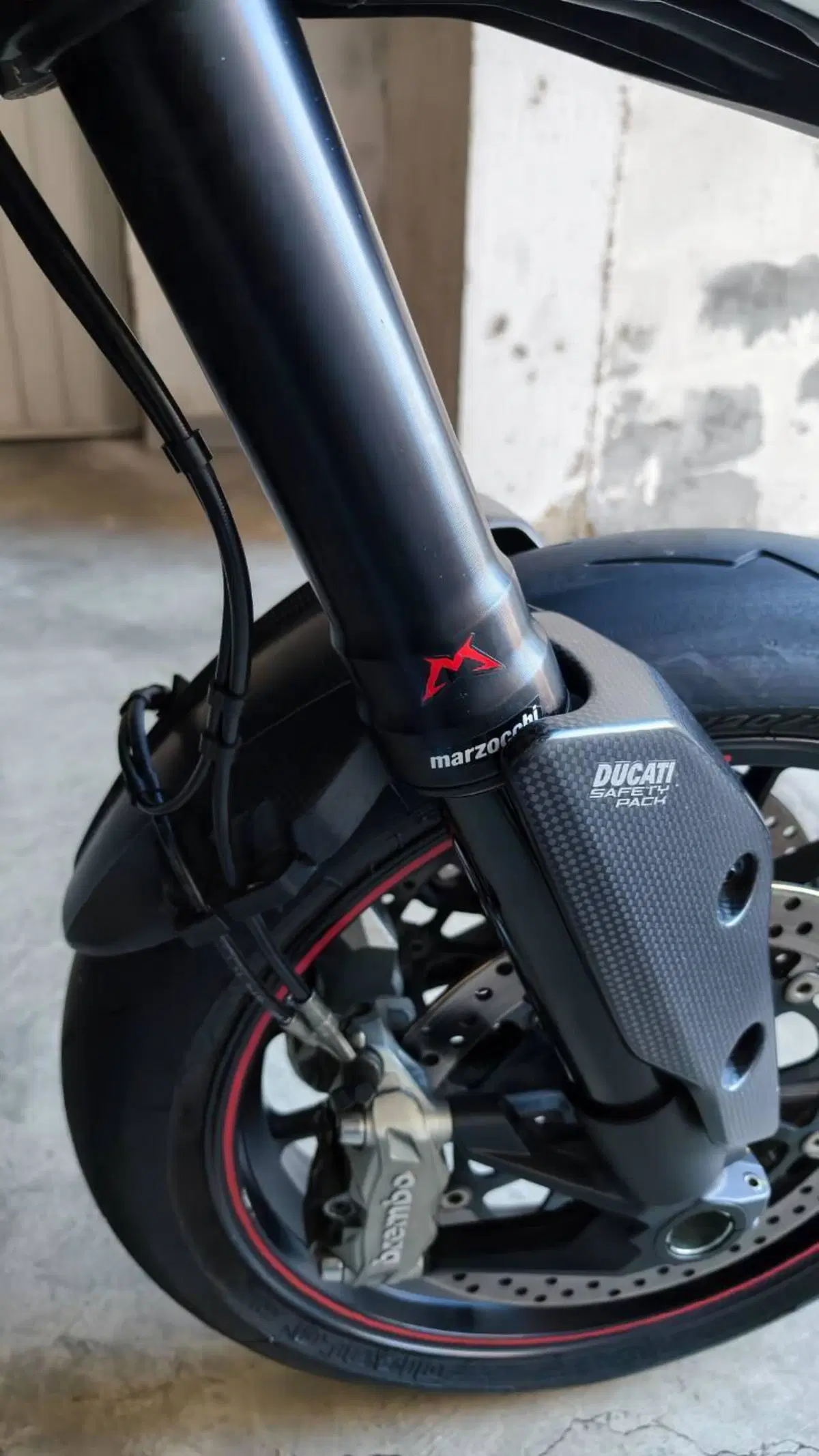 Ducati Hypermotard 821 SP (2013 - 15) (10)