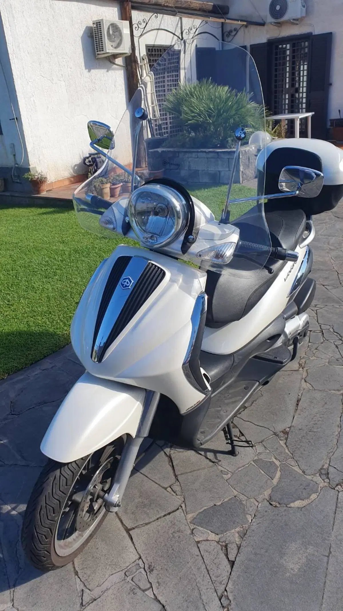 Piaggio Beverly Tourer 400 (2008 - 11) (6)