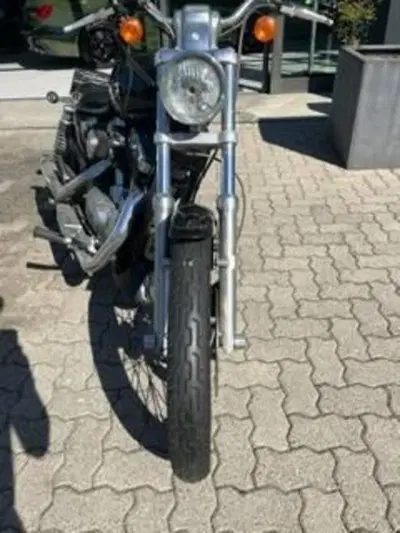 Harley-Davidson 1200 Custom (2004 - 06) - XL 1200C usata