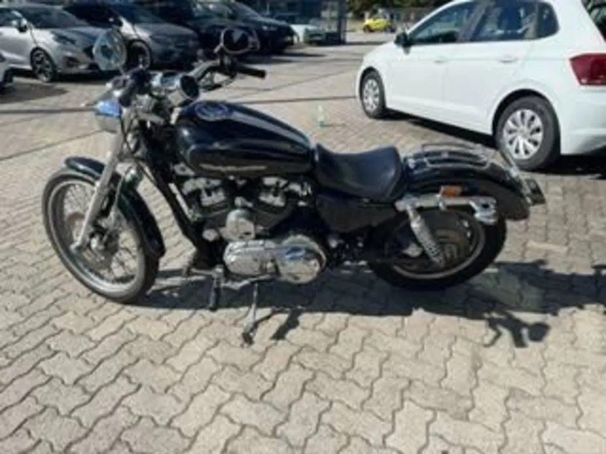 Harley-Davidson 1200 Custom (2004 - 06) - XL 1200C (13)