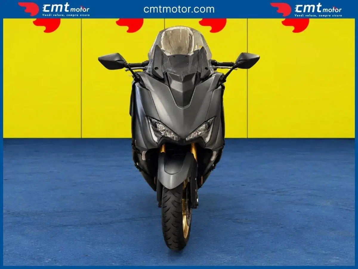 Yamaha T-Max 560 Tech Max (2021) (2)