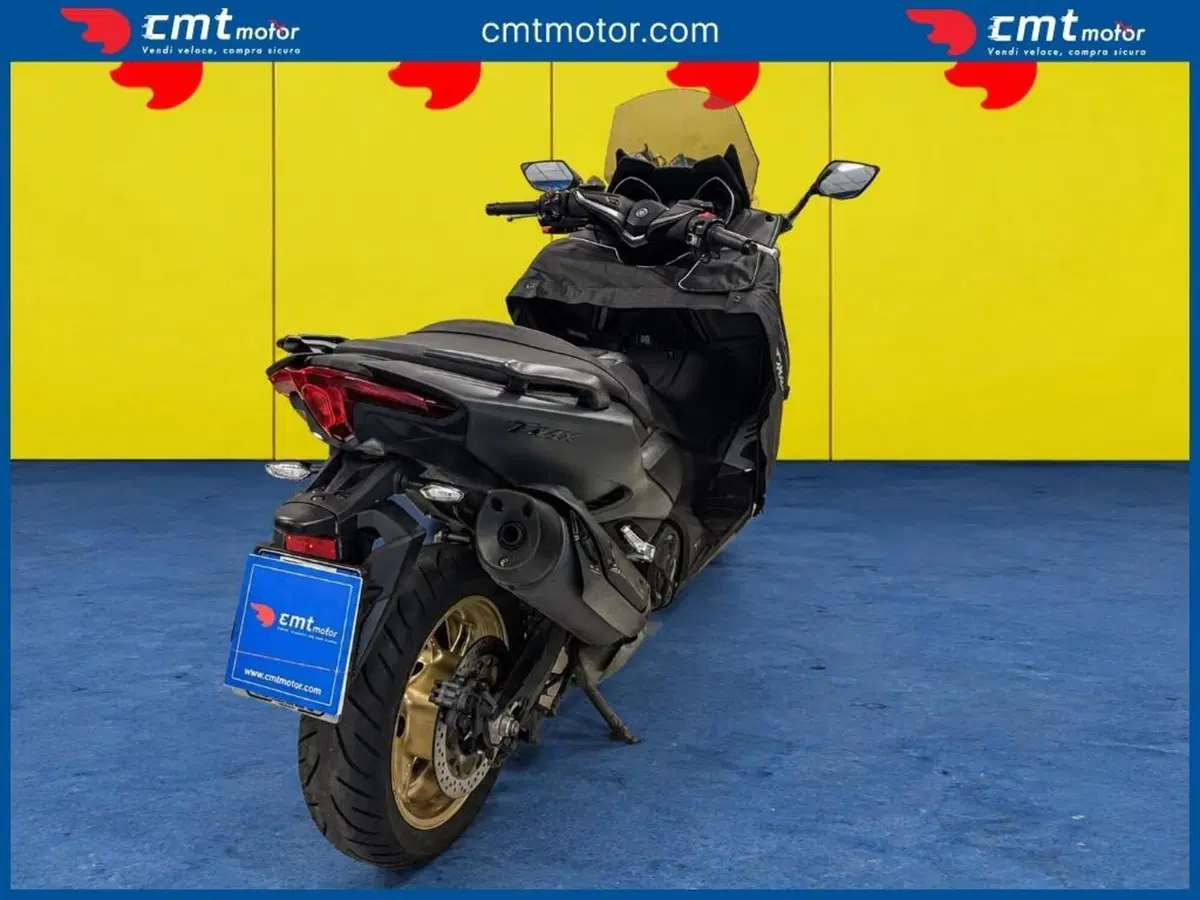 Yamaha T-Max 560 Tech Max (2021) (4)