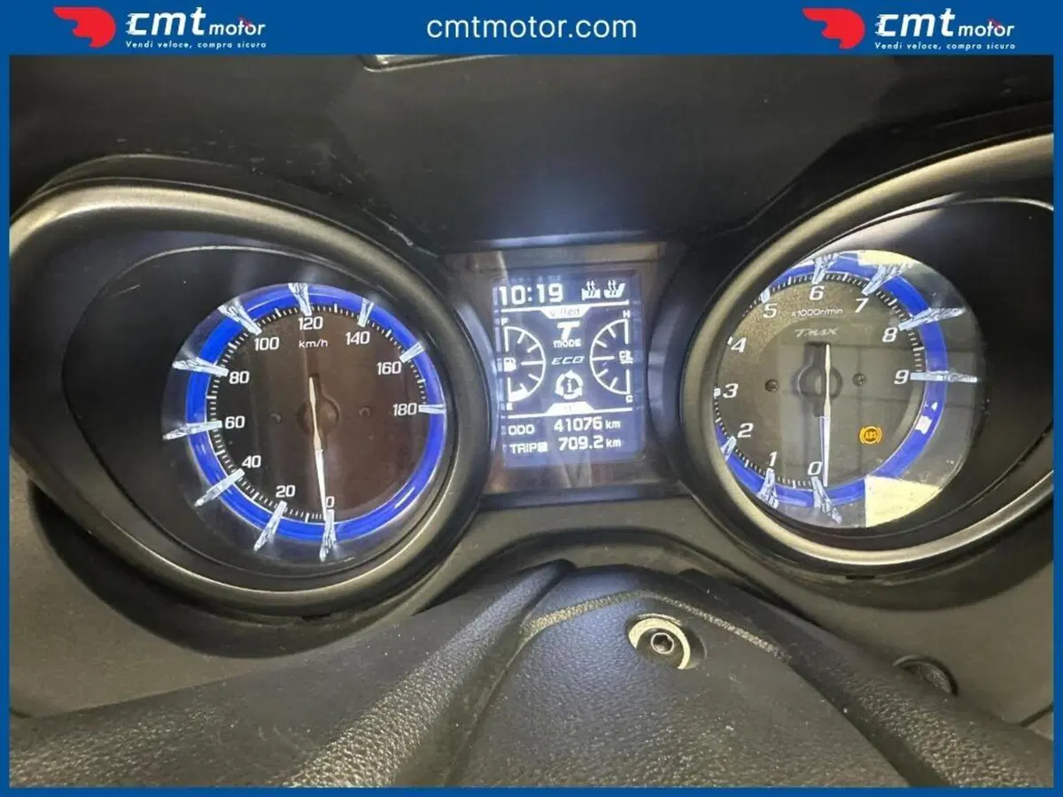 Yamaha T-Max 560 Tech Max (2021) (5)