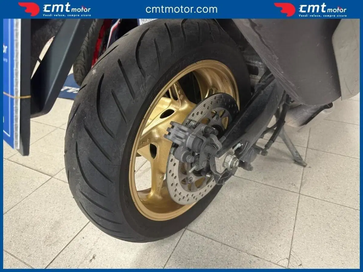 Yamaha T-Max 560 Tech Max (2021) (8)