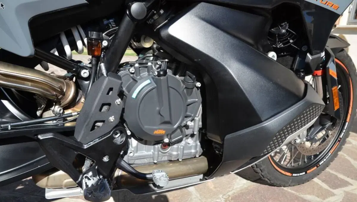 KTM 890 Adventure (2023 - 26) (3)