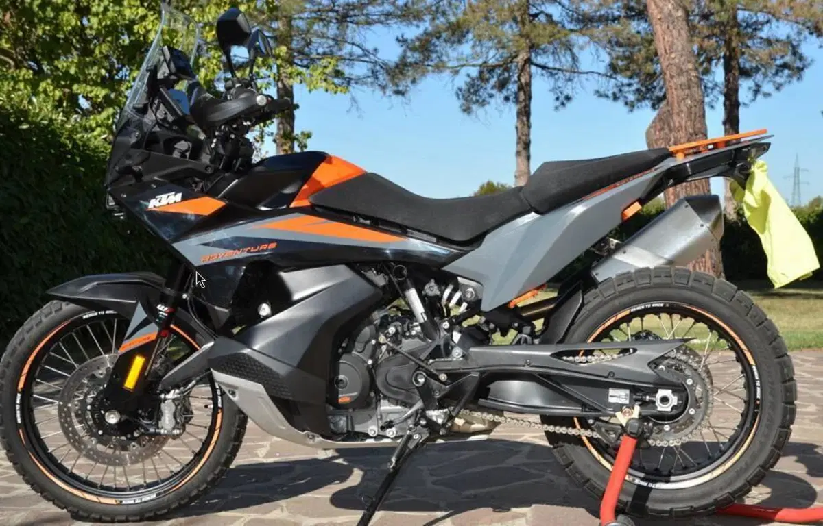 KTM 890 Adventure (2023 - 26) (5)