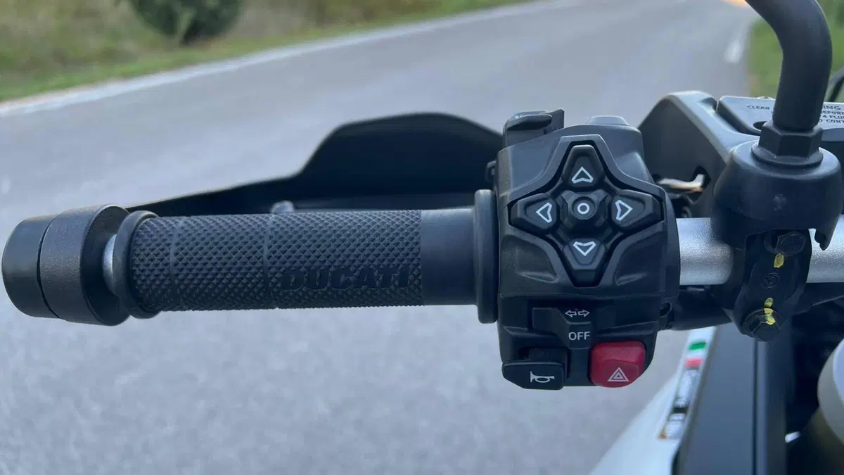 Ducati DesertX (2026) (9)