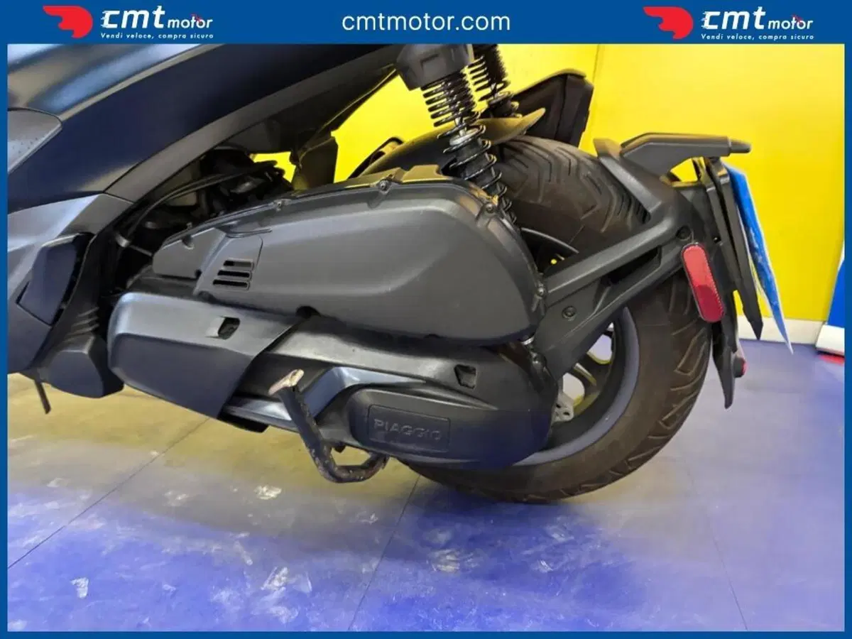 Piaggio Beverly 400 S ABS-ASR (2021 - 24) (7)