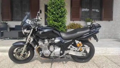 Yamaha XJR 1300 (2006 - 14) usata
