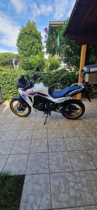 Honda Transalp XL750 (2026) usata