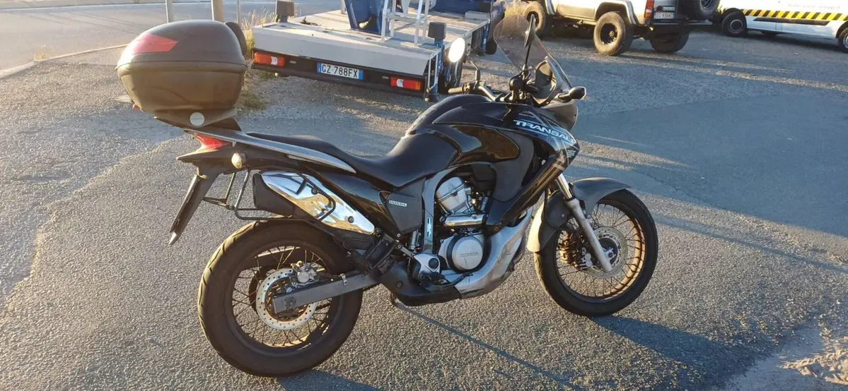 Honda Transalp XL 700 V (2007 - 13) (4)