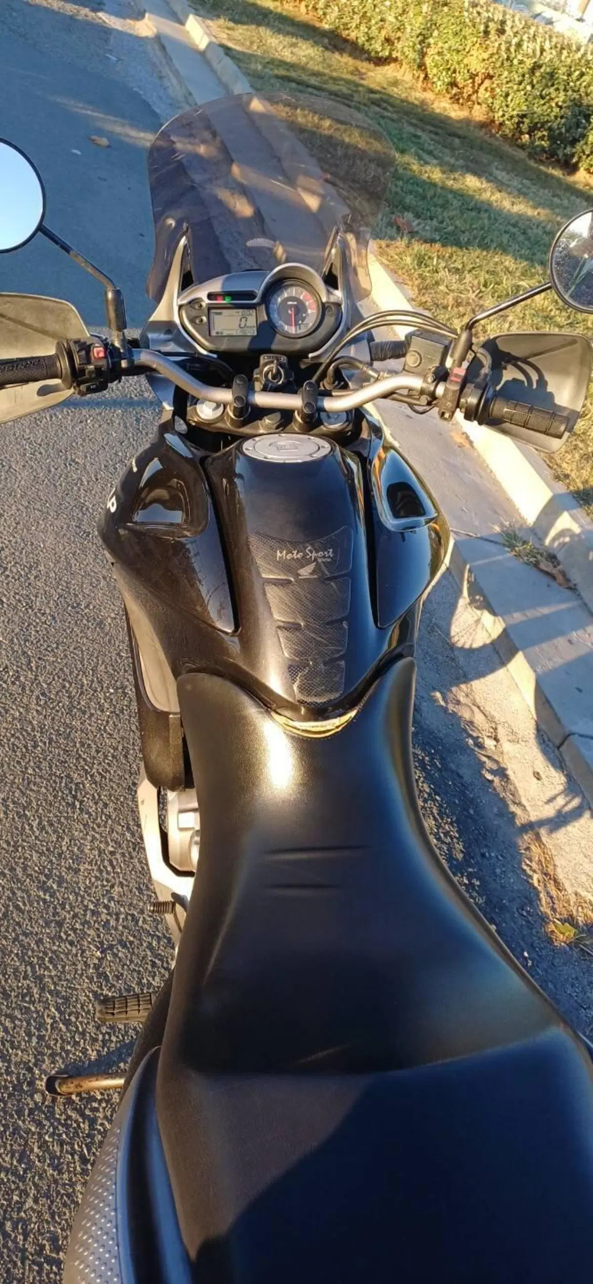 Honda Transalp XL 700 V (2007 - 13) (9)