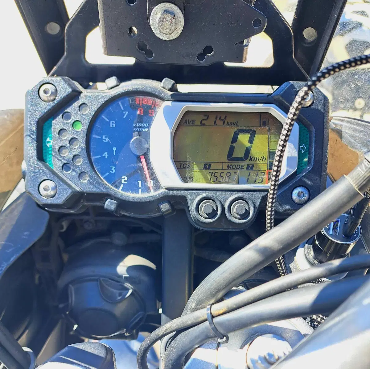 Yamaha XT1200Z Super Ténéré Worldcrosser (2012 - 14) (4)