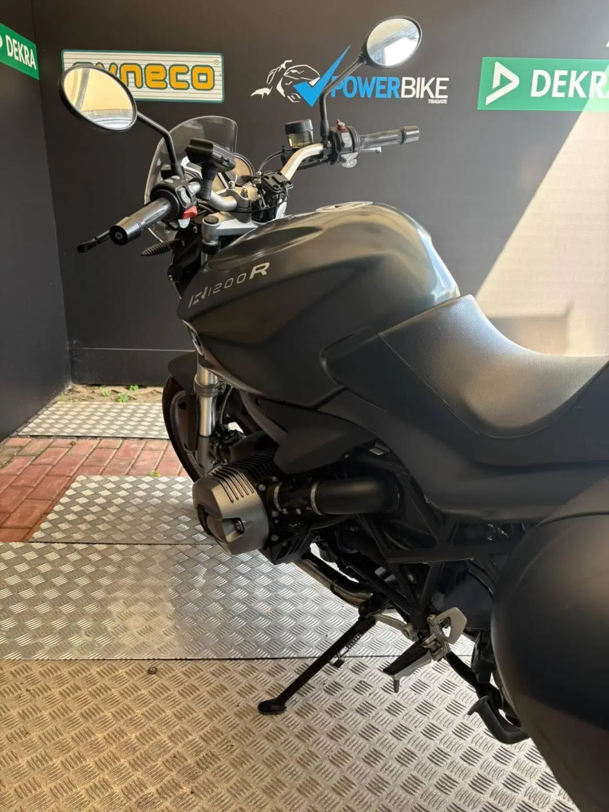 Bmw R 1200 R Classic (2011 - 12) (10)