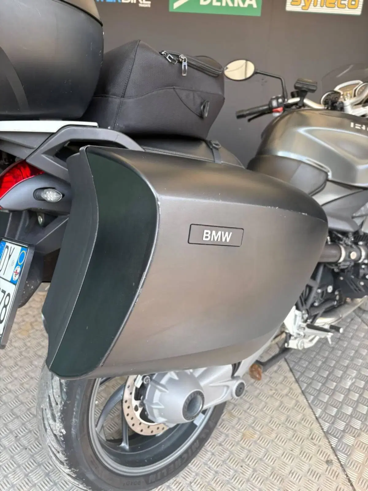 Bmw R 1200 R Classic (2011 - 12) (14)