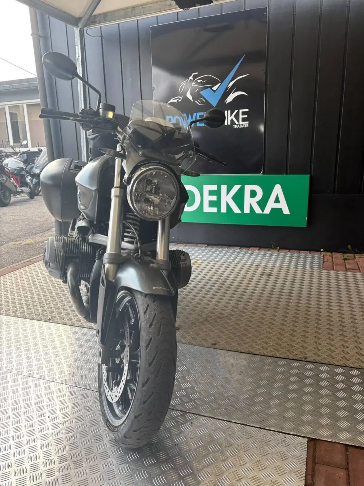 Bmw R 1200 R Classic (2011 - 12) (3)
