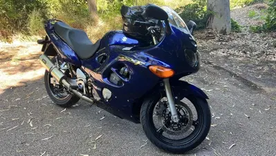 Suzuki GSX 750 F (1999 - 06) usata