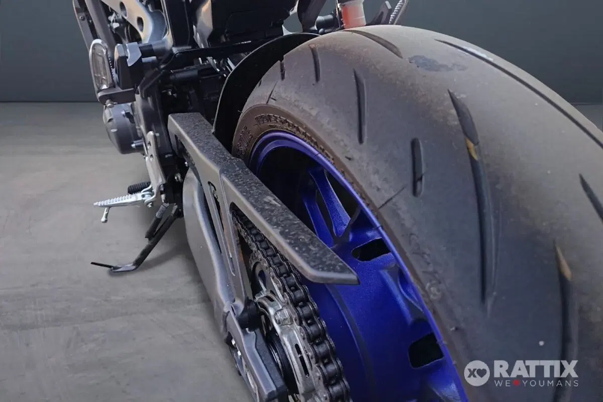 Yamaha MT-09 (2021 - 23) (6)