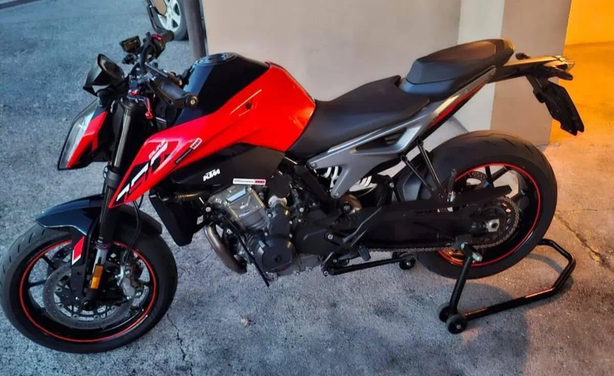 KTM 790 Duke L (2025 - 26) (12)