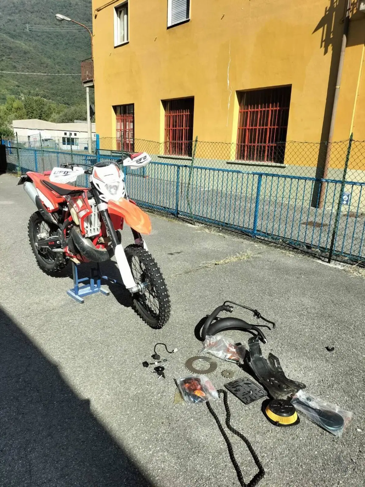 Betamotor RR 300 2T Enduro (2021) (2)