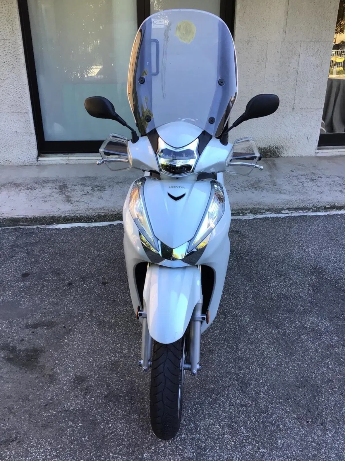 Honda SH 300 i ABS (2016 - 20) (2)