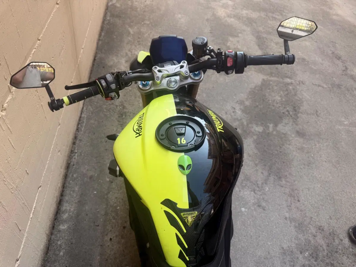 Triumph Speed Triple 1200 RS (2021 - 24) (3)