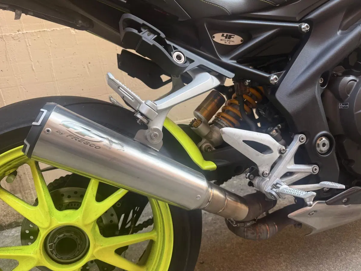 Triumph Speed Triple 1200 RS (2021 - 24) (5)